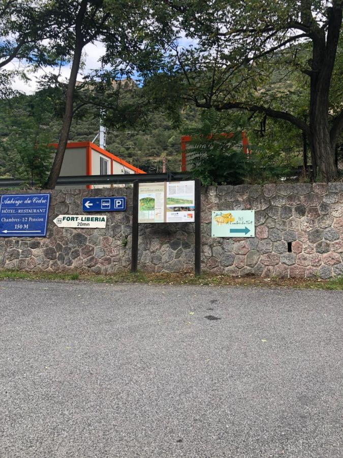 A L'Ombre Du Fort Fuilla Exterior photo
